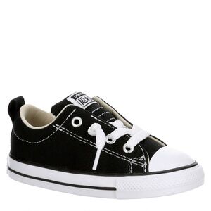 BRAND NEW IN BOX. BOYS INFANT CHUCK TAYLOR ALL STAR STREET SNEAKER